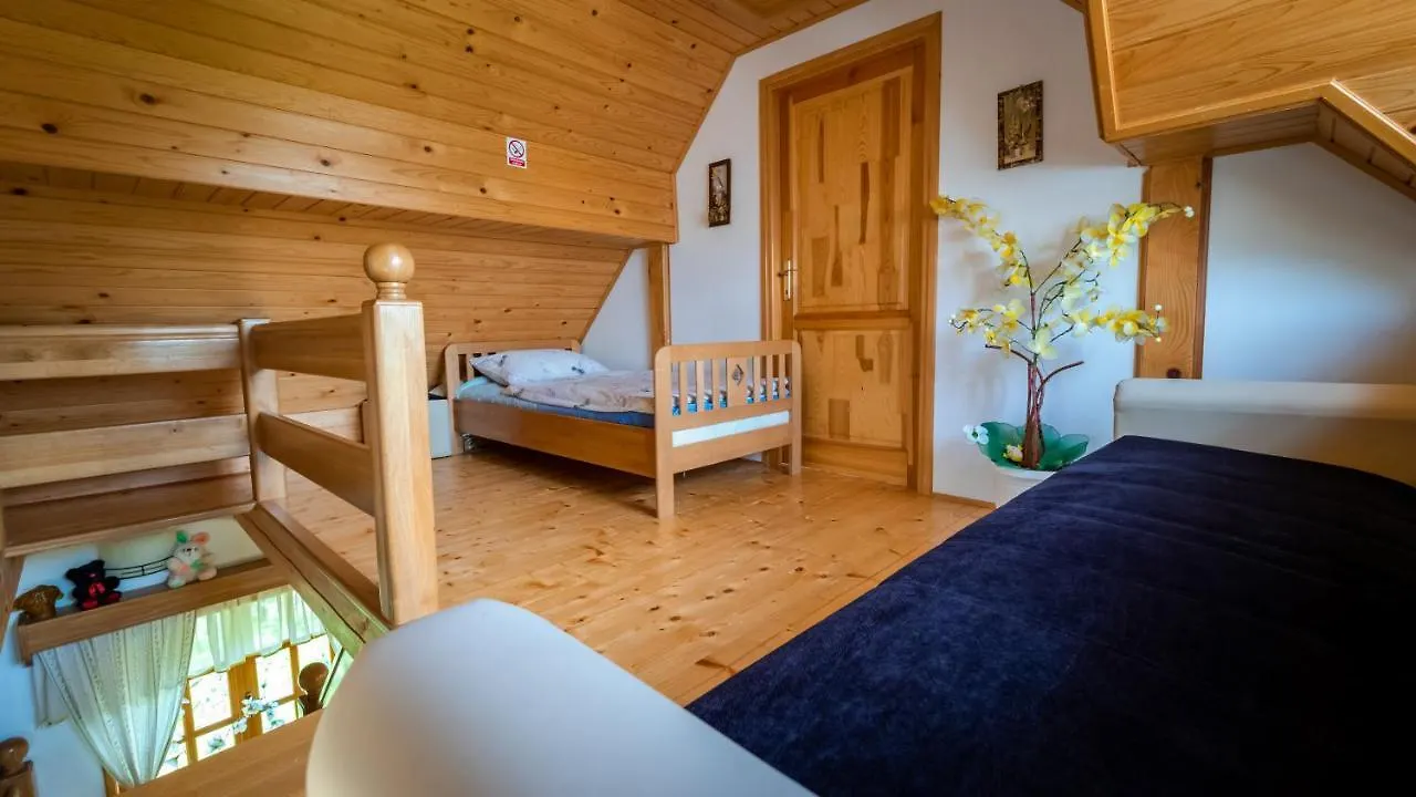 Holiday House Pecisce 0*, Skrad